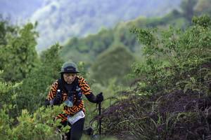 BIB: 2094
                            <button type="button" onclick="openModal(24764056)" class="btn btn-primary btn-sm float-right btn-popup" data-toggle="modal" data-target=".modal-high-quality">
                        <i class="fas fa-shopping-cart"></i> Add to Cart
                    </button>
                                            <button type="button" onclick="isThisMe(24764056, true)" class="btn btn-success btn-sm float-right btn-popup btn-isme hidden" data-toggle="tooltip" data-placement="bottom" title="นี่คือรูปของคุณใช่ไหม คลิกที่นี่เพื่อเอาเข้าอัลบั้ม">
                        <i class="fas fa-plus"></i> Add to album
                    </button>
                    <button type="button" onclick="isThisMe(24764056, false)" class="btn btn-warning btn-sm float-right btn-popup btn-isnotme hidden">
                        <i class="fas fa-ban"></i> Remove from album
                    </button>